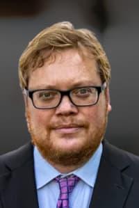 lawyer-profile-pic